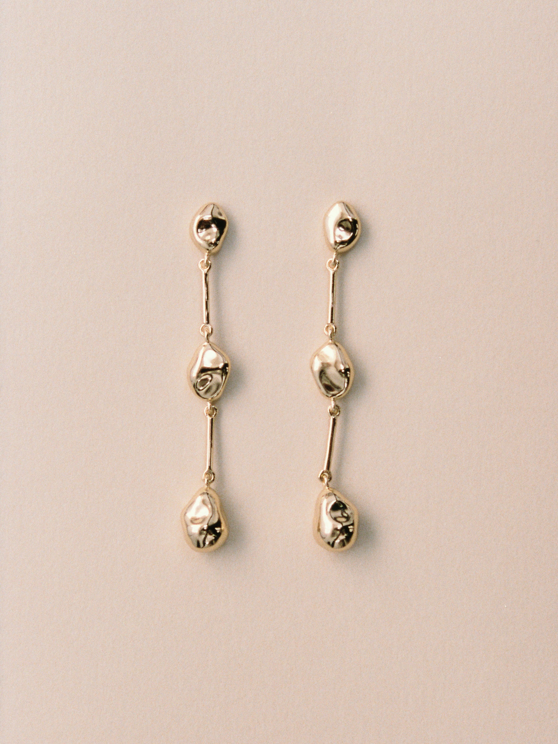 -Earrings-wolfcircus.com