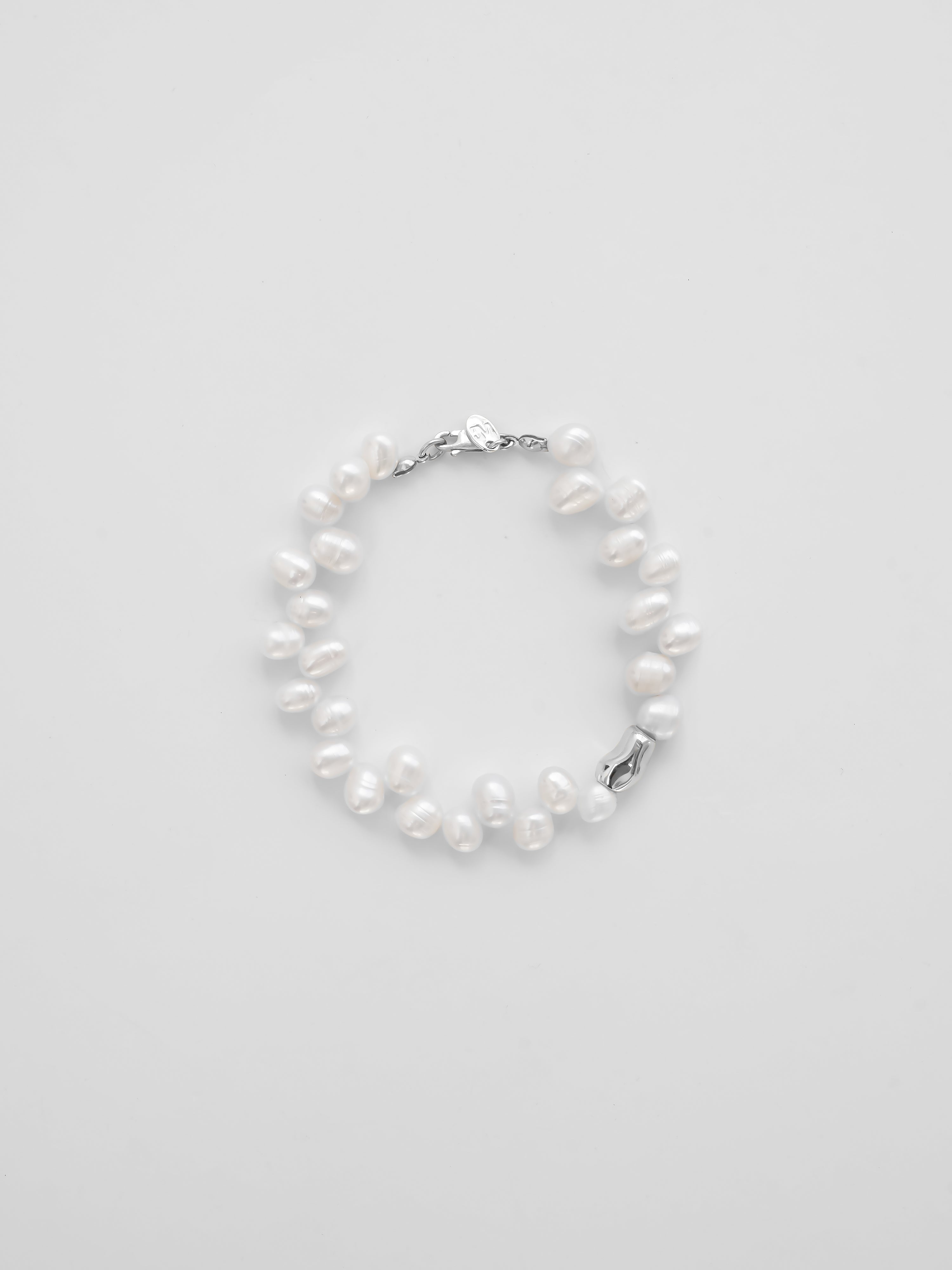 -Bracelets-wolfcircus.com