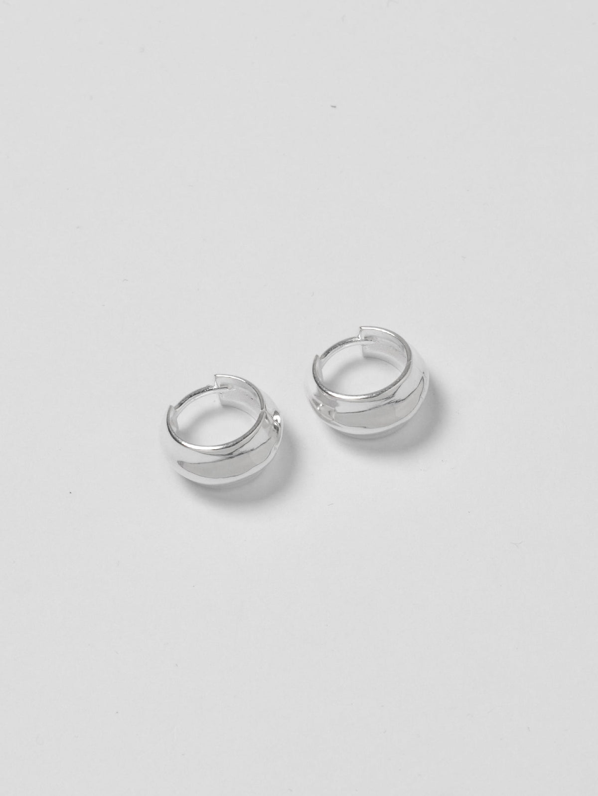 Bowen Hoops in Sterling Silver