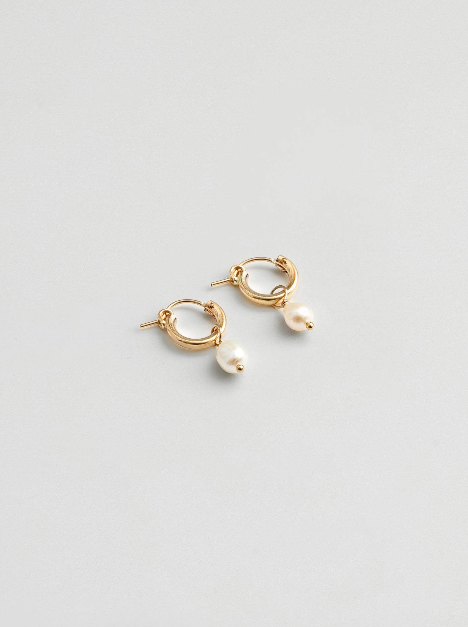 Wolf Circus Small Pearl Hoop Earrings in 14k Gold | Removable Pearl-Earrings-wolfcircus.com