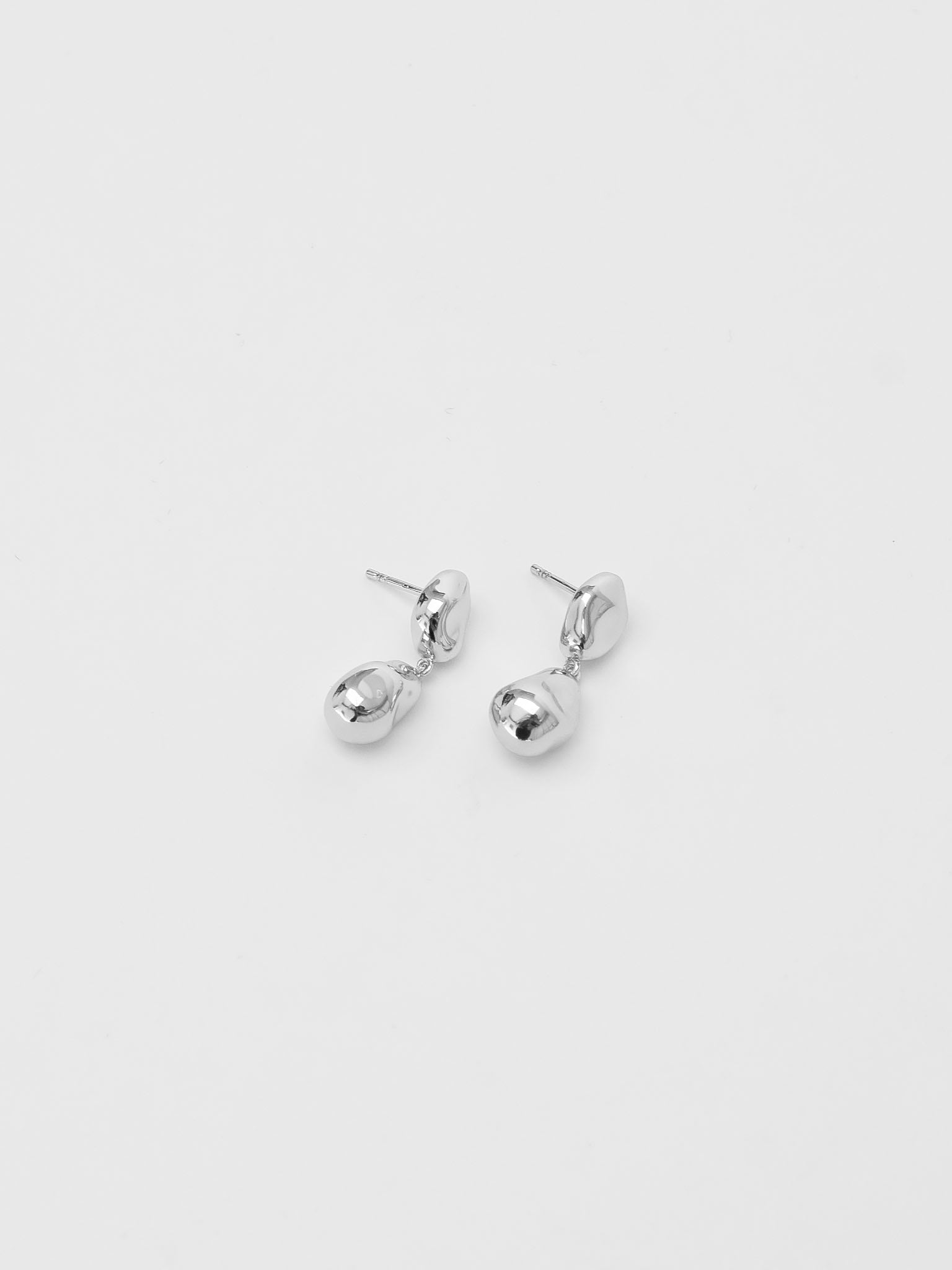 -Earrings-wolfcircus.com