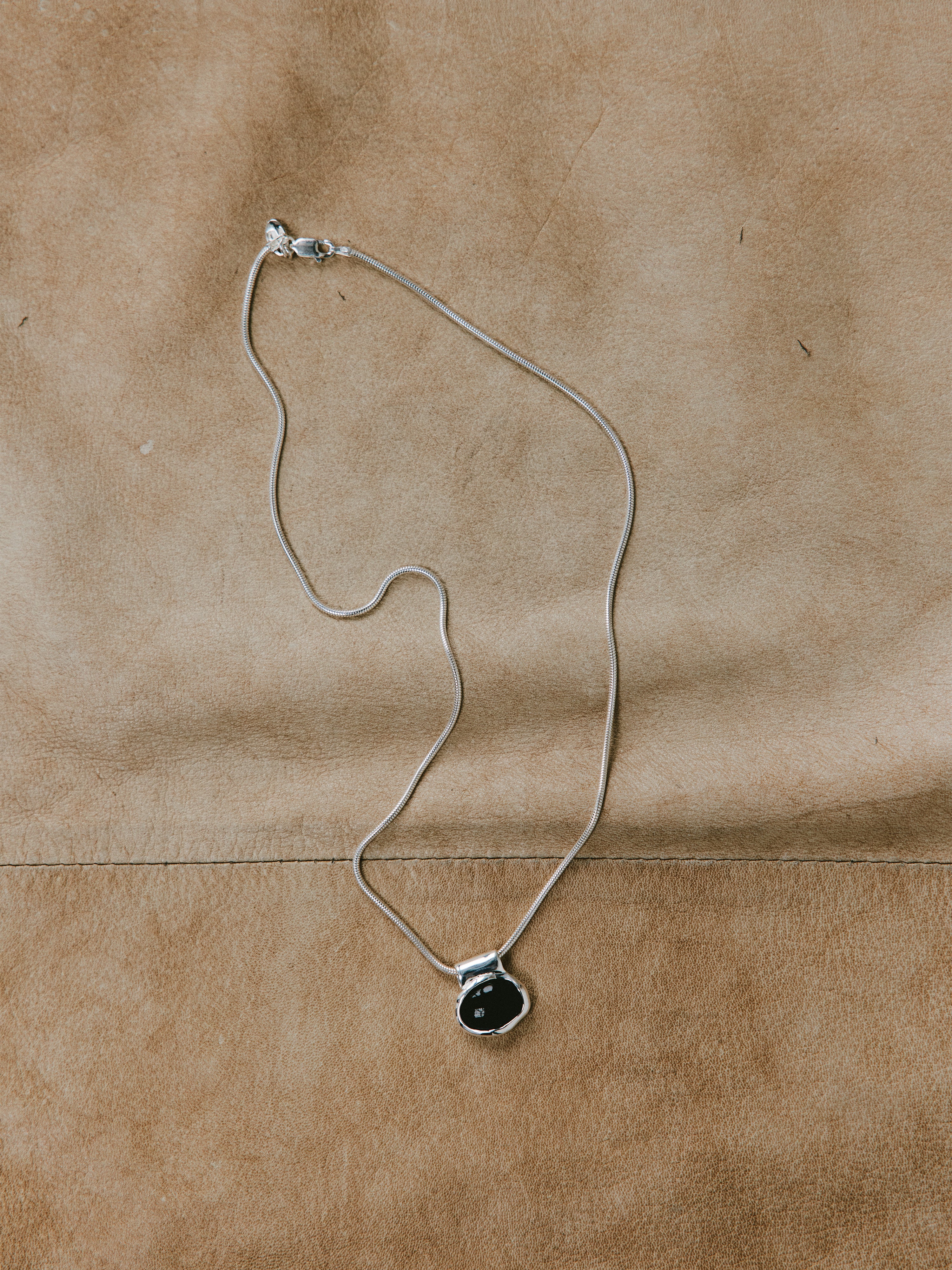 -Necklaces-wolfcircus.com
