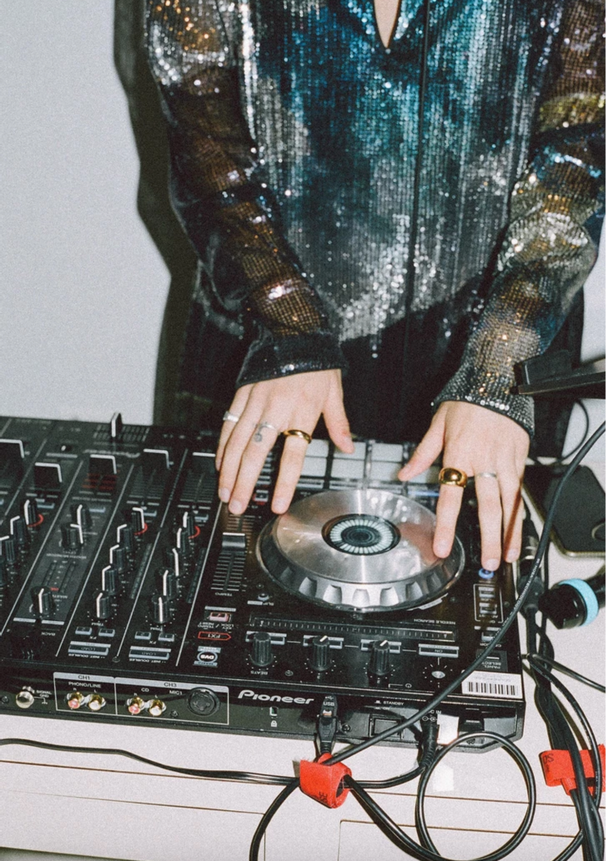 DISPOSABLE DIARIES: NYC POP–UP LAUNCH PARTY!