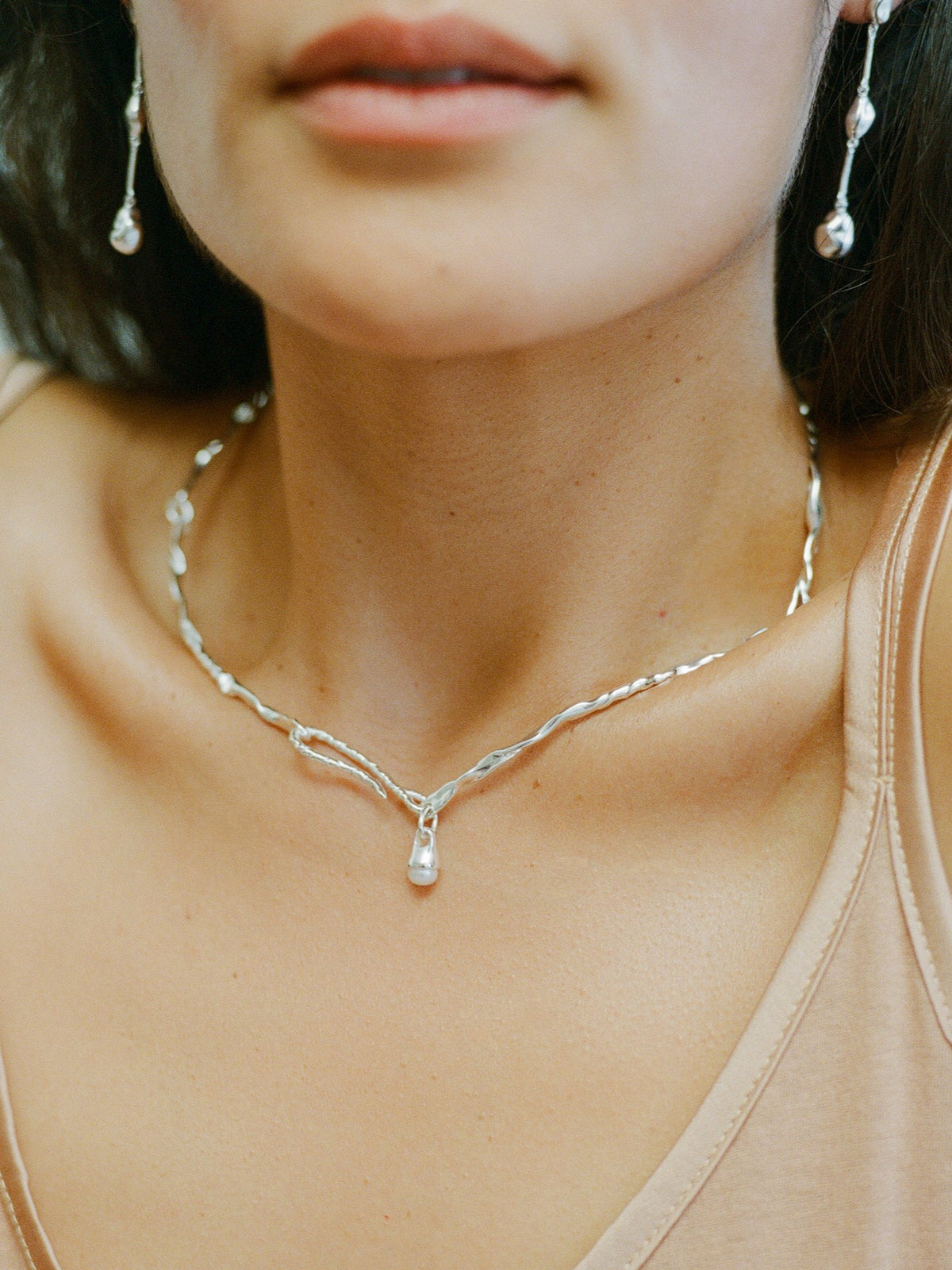 Finley Collar Necklace in Silver