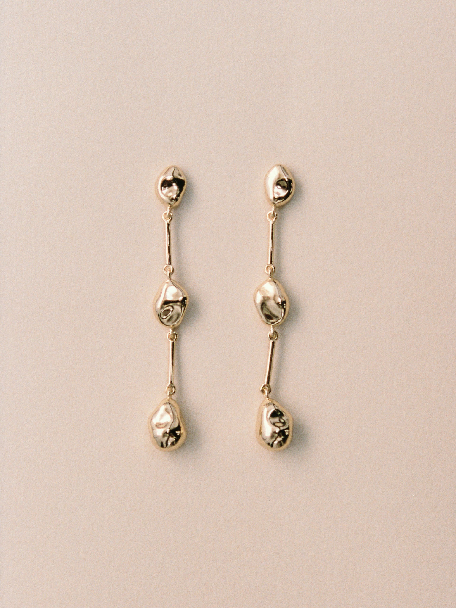 -Earrings-wolfcircus.com