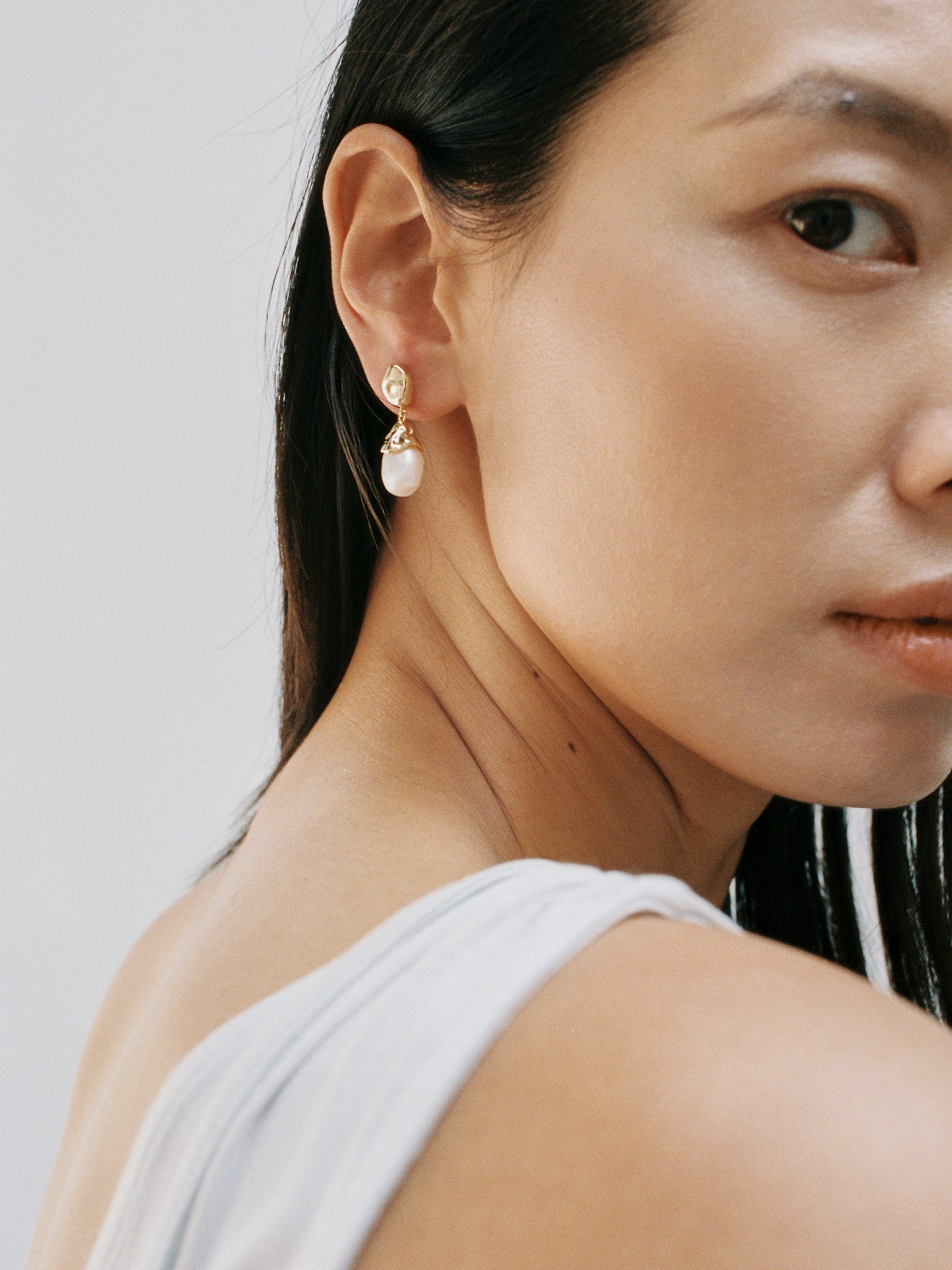 -Earrings-wolfcircus.com
