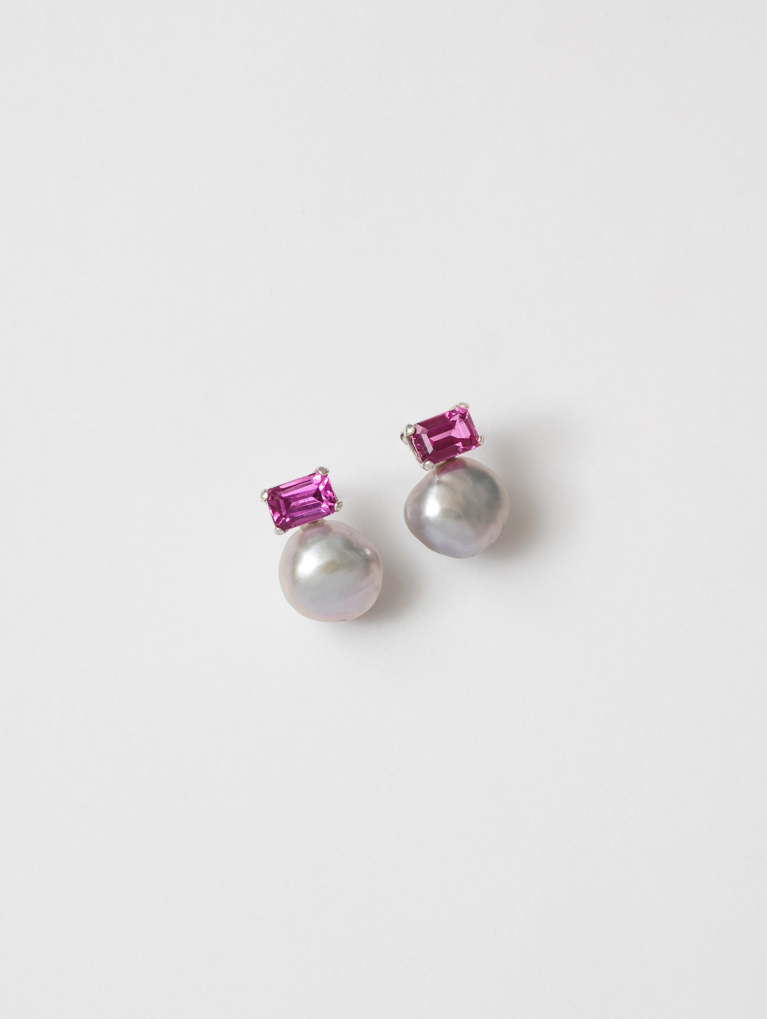 Delphine Earrings in Pink