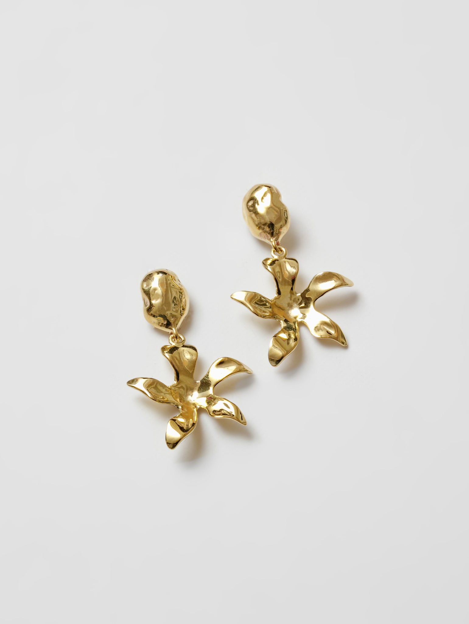 Demi Earrings in Gold