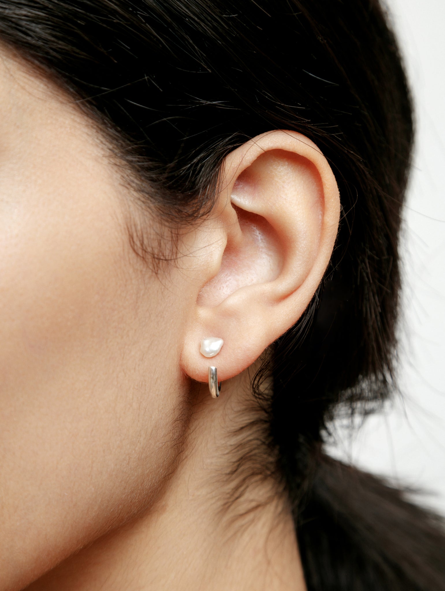 Wolf Circus-Wolf Circus Hoop Earrings Pearl Stud 925 Sterling Silver | Fraser Earrings in Sterling Silver-