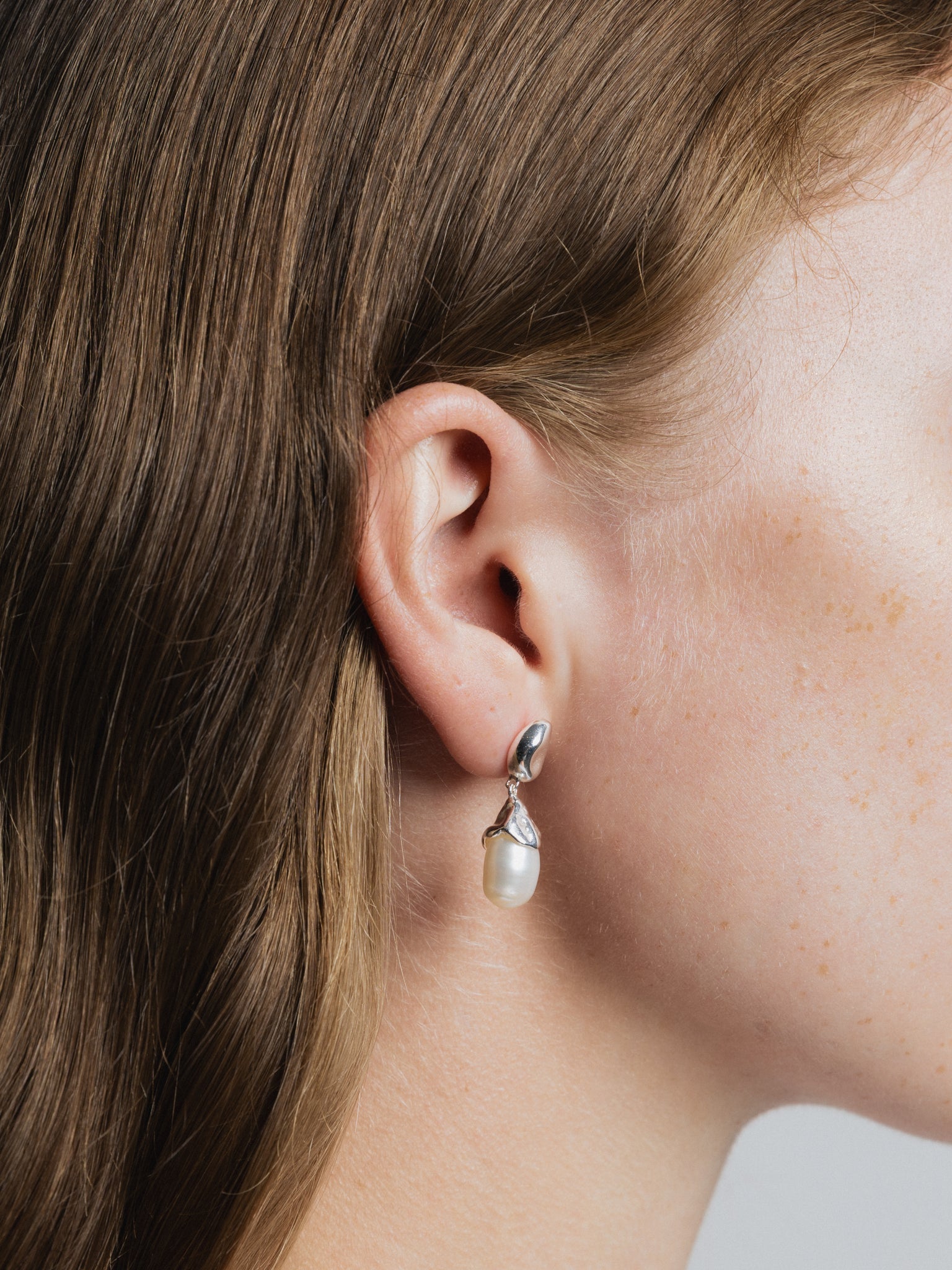 -Earrings-wolfcircus.com