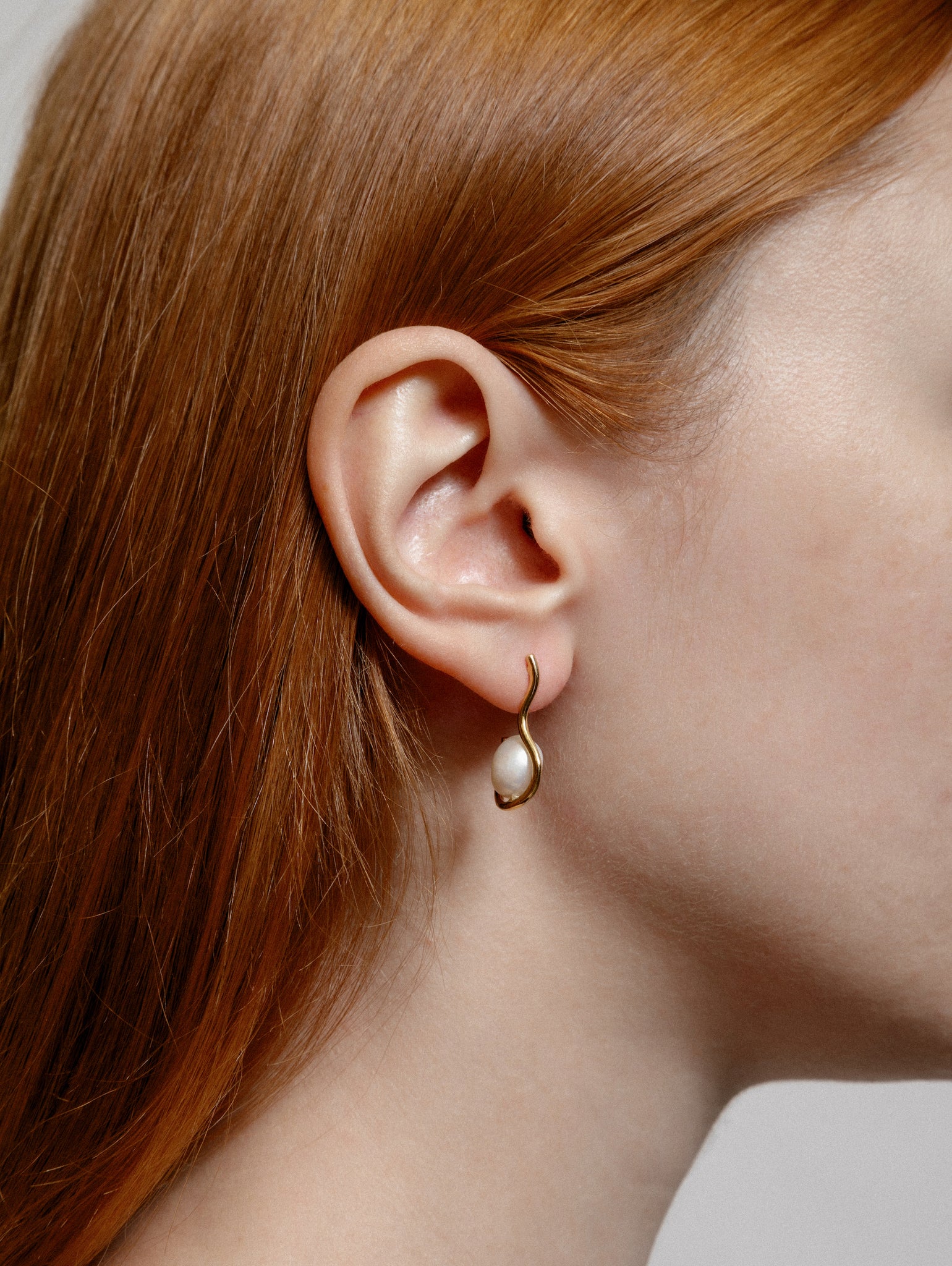 Wolf Circus Wavy Wire Stud Pearl Earrings 14k Gold | Skyler Earrings in Gold-Earrings-wolfcircus.com