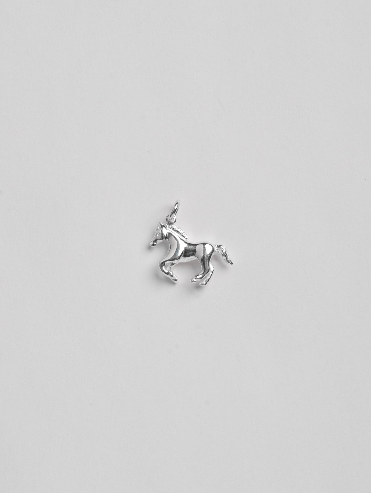 -Charm-wolfcircus.com