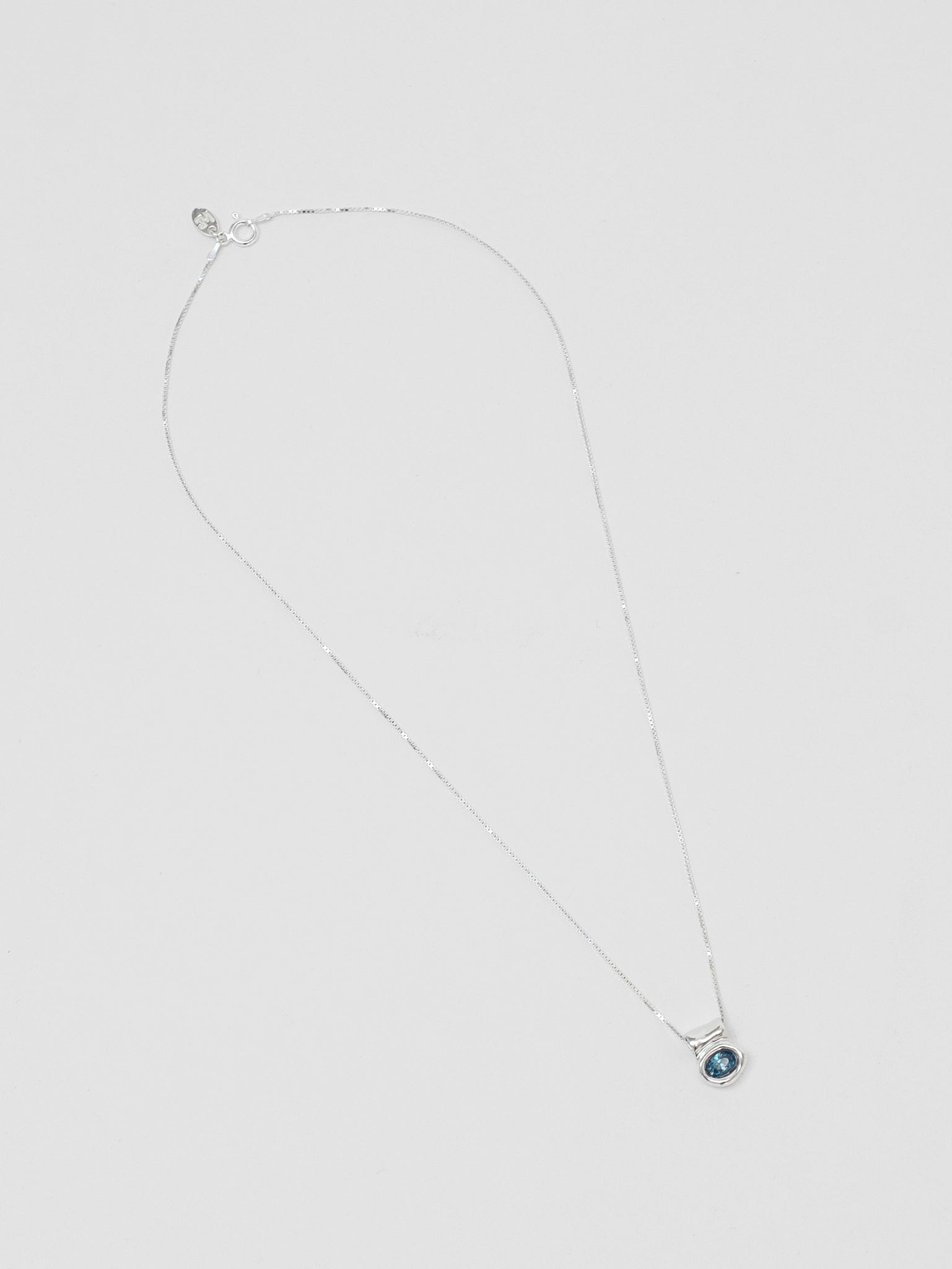 -Necklaces-wolfcircus.com