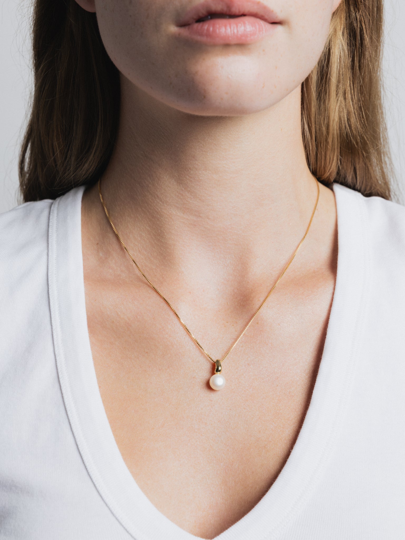 Wolf Circus Timeless Pearl Pendant Necklace in 14k Gold Plated Bronze | Emmy Necklace in Gold-Necklaces-wolfcircus.com
