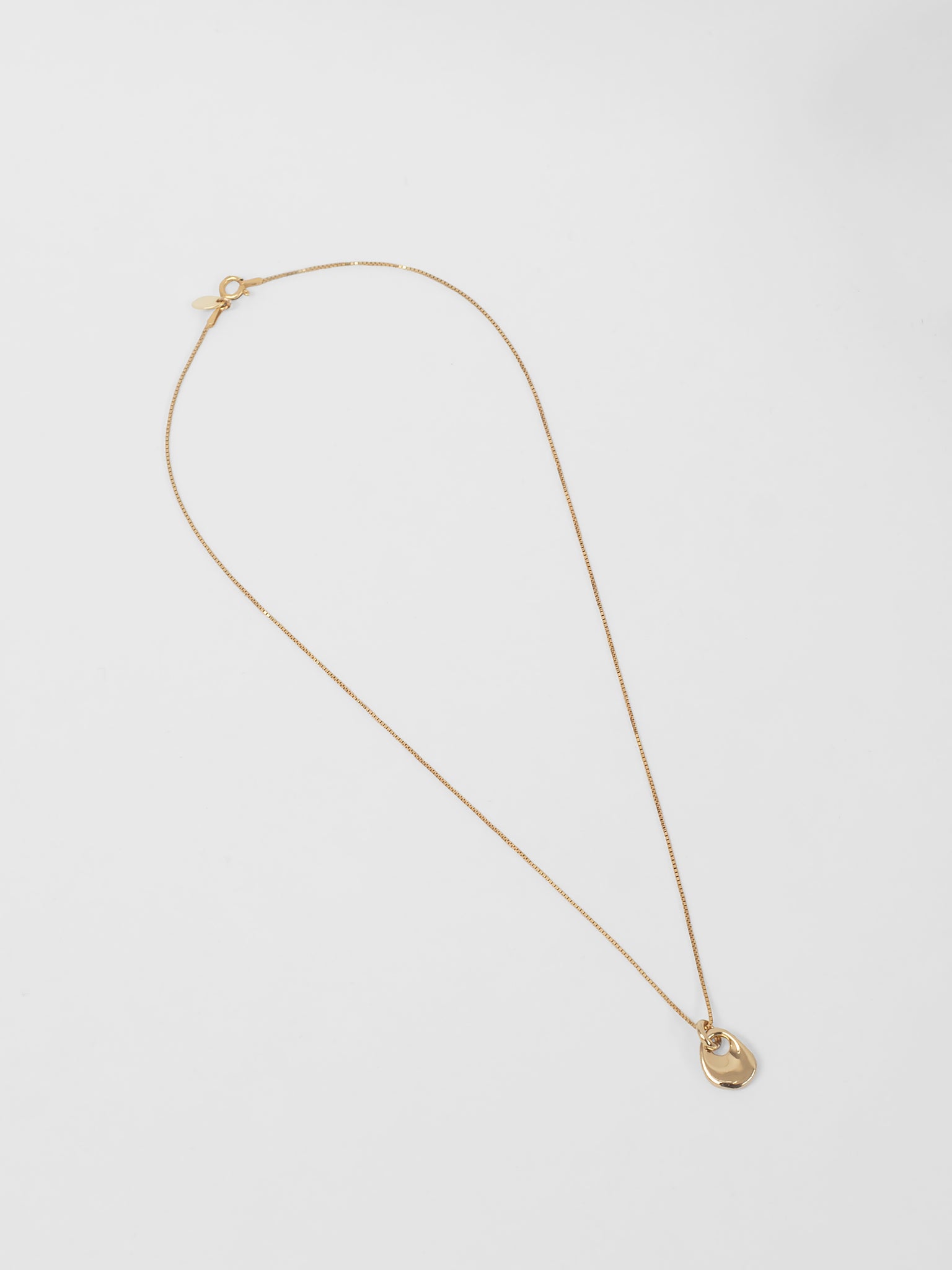 -Necklaces-wolfcircus.com