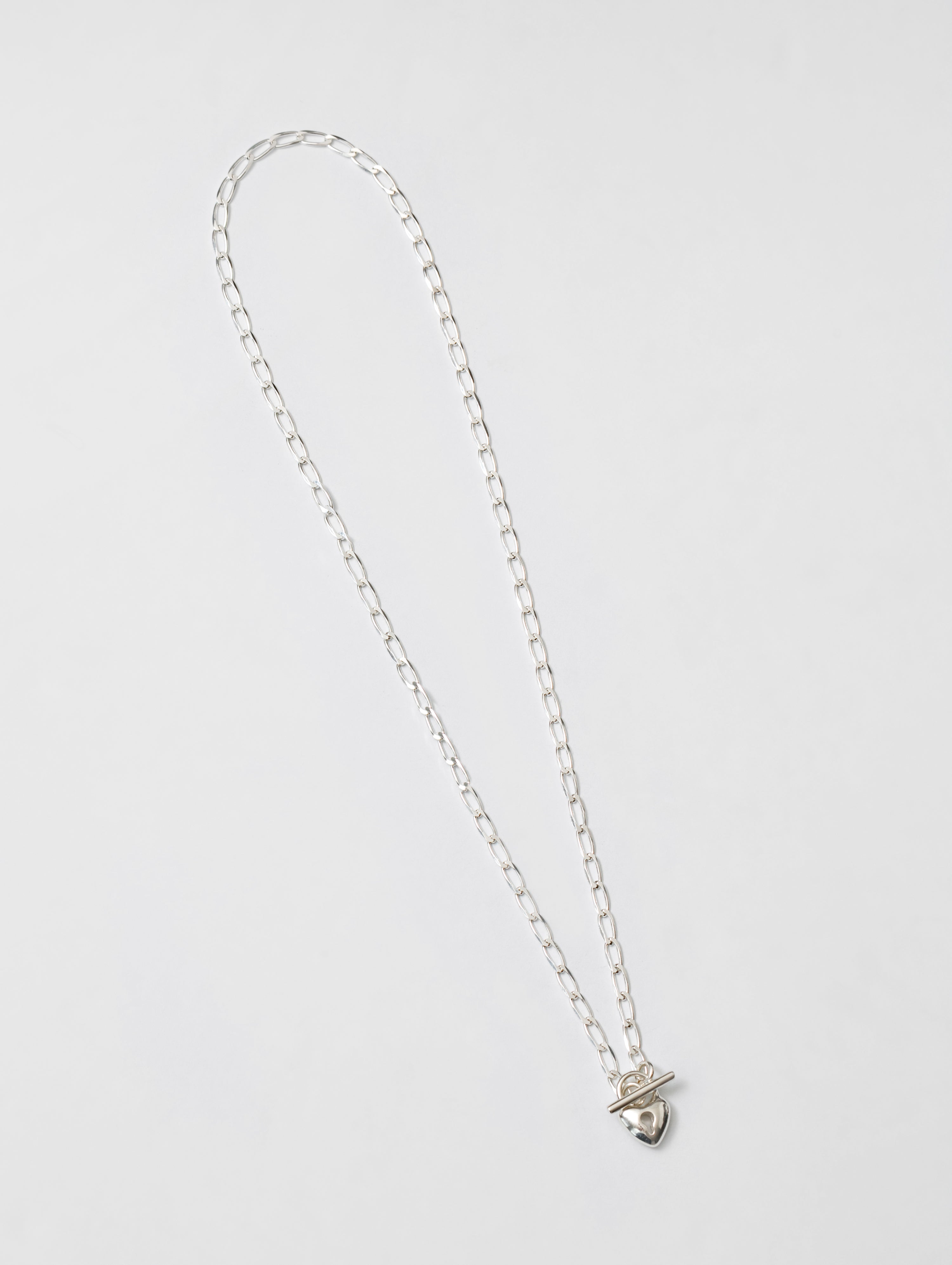 ☆TATIANA☆ Black Cupid Heart Toggle Necklace NZ2133 MUSINSA | TATIANA Black Cupid Heart Toggle Necklace NZ2133