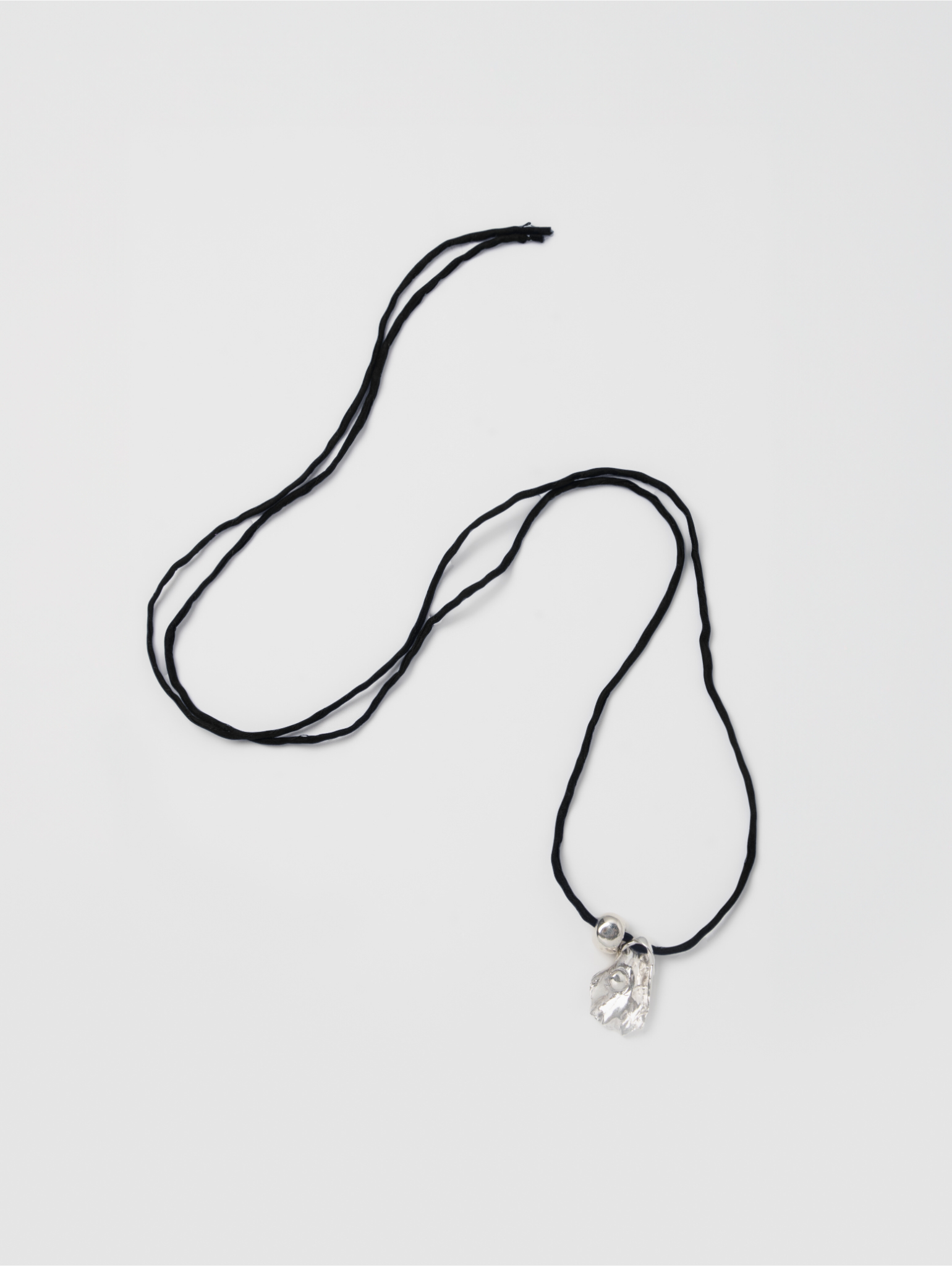 -Necklaces-wolfcircus.com