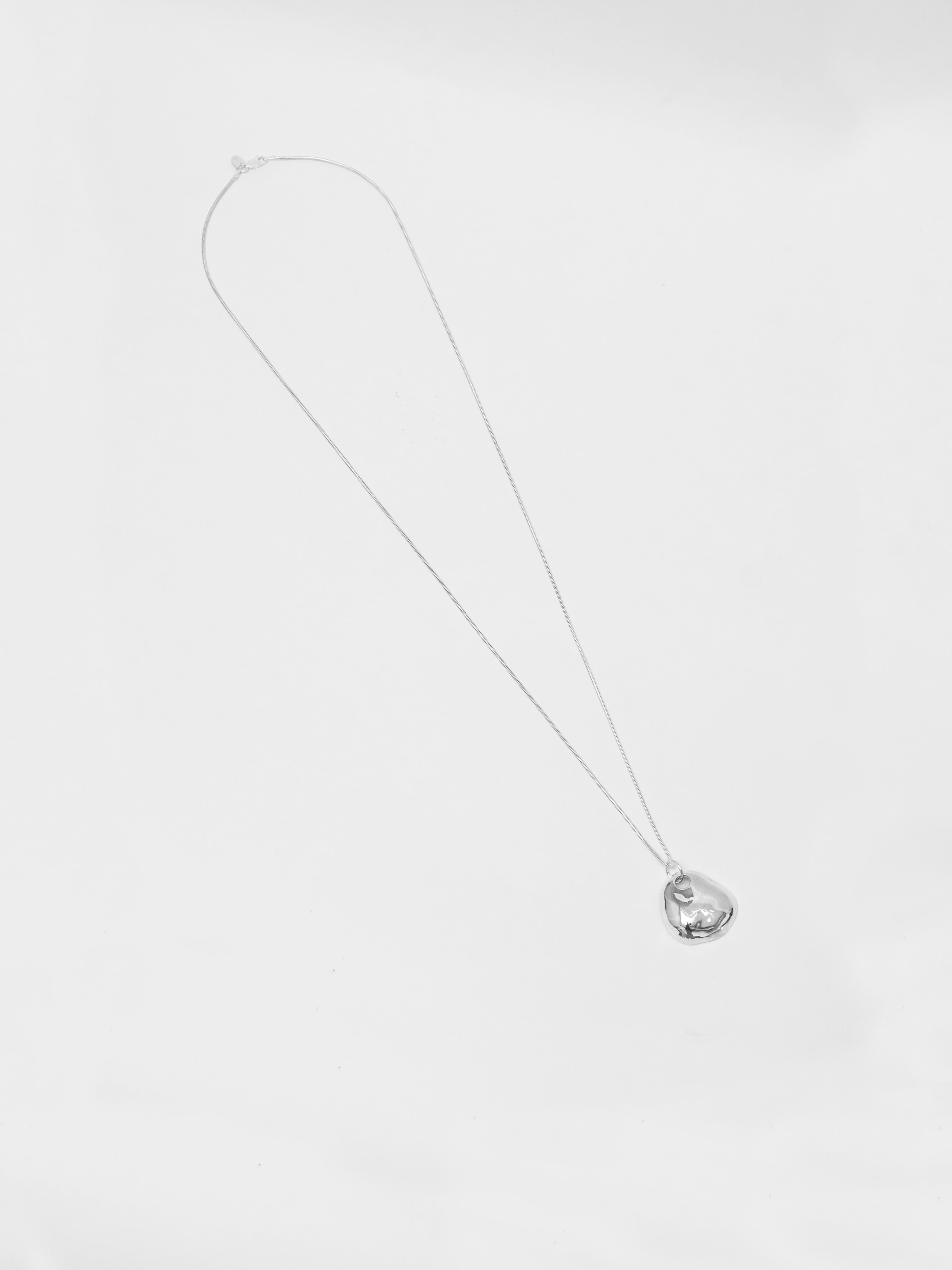 -Necklaces-wolfcircus.com