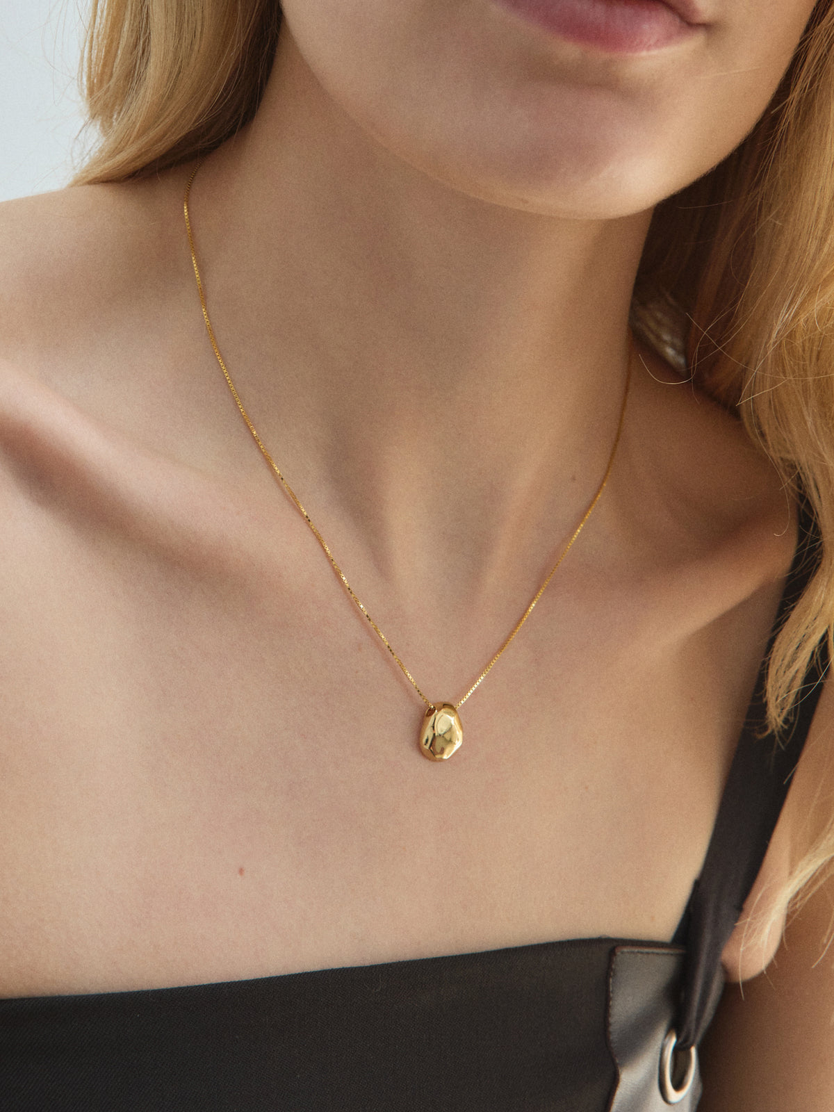 -Necklaces-wolfcircus.com