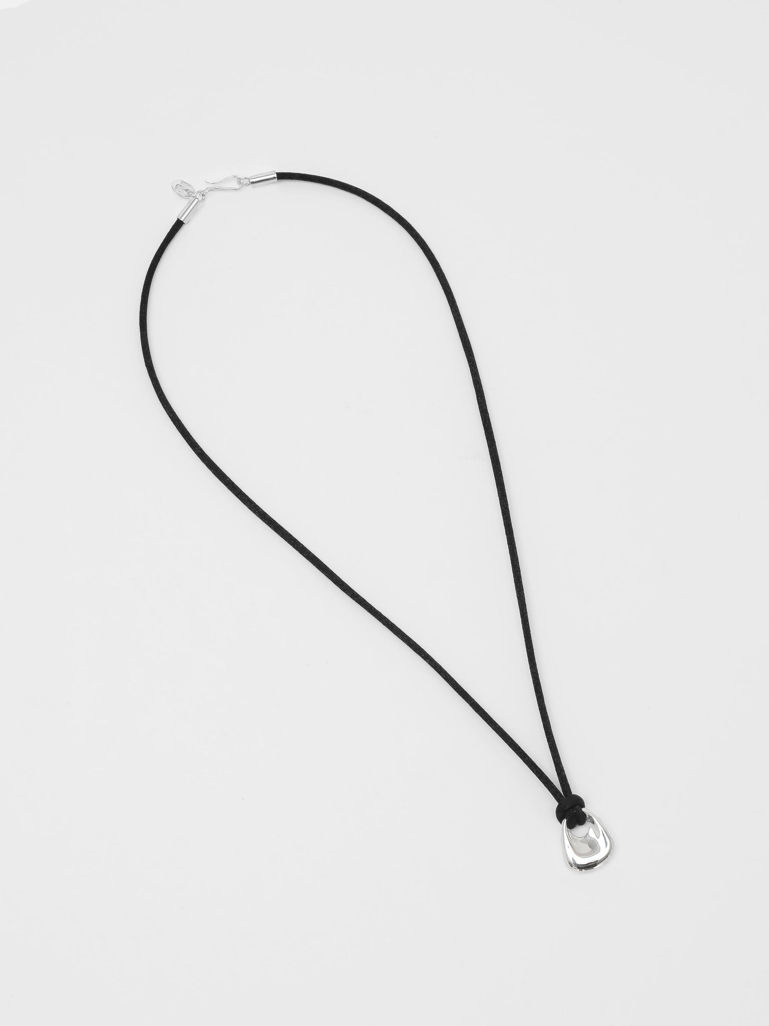 -Necklaces-wolfcircus.com