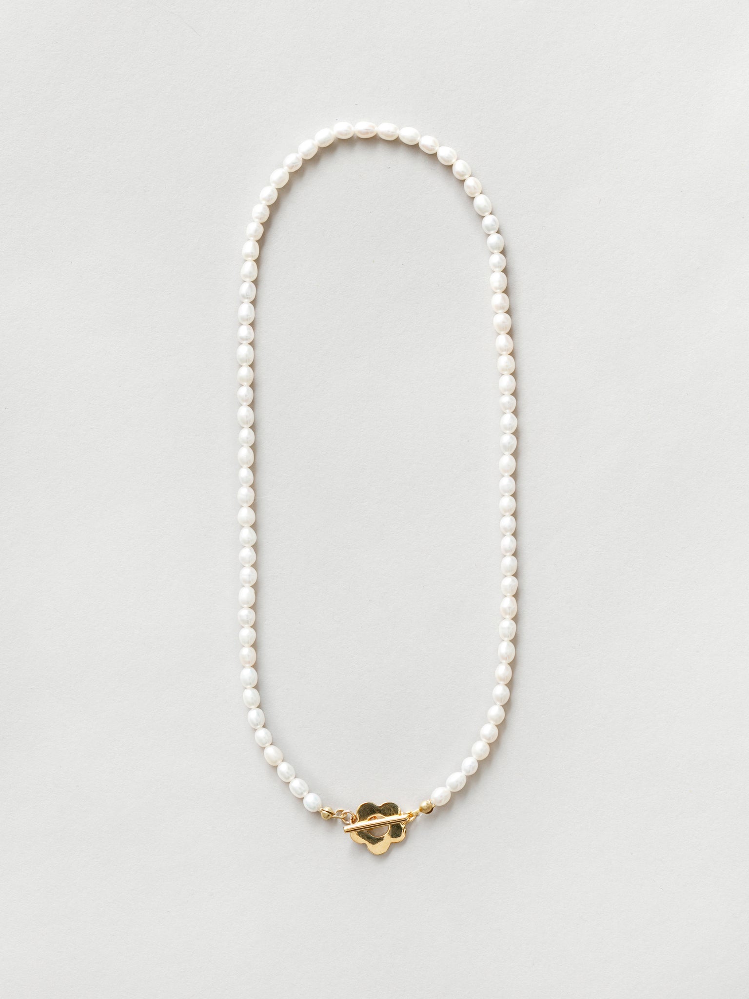 Sofia Pearl Necklace in Gold
