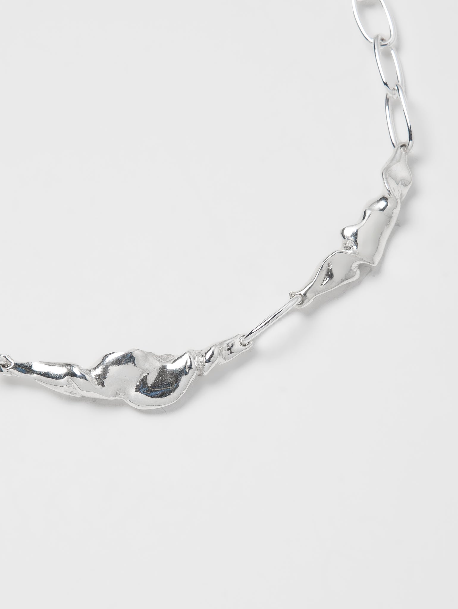 -Necklaces-wolfcircus.com