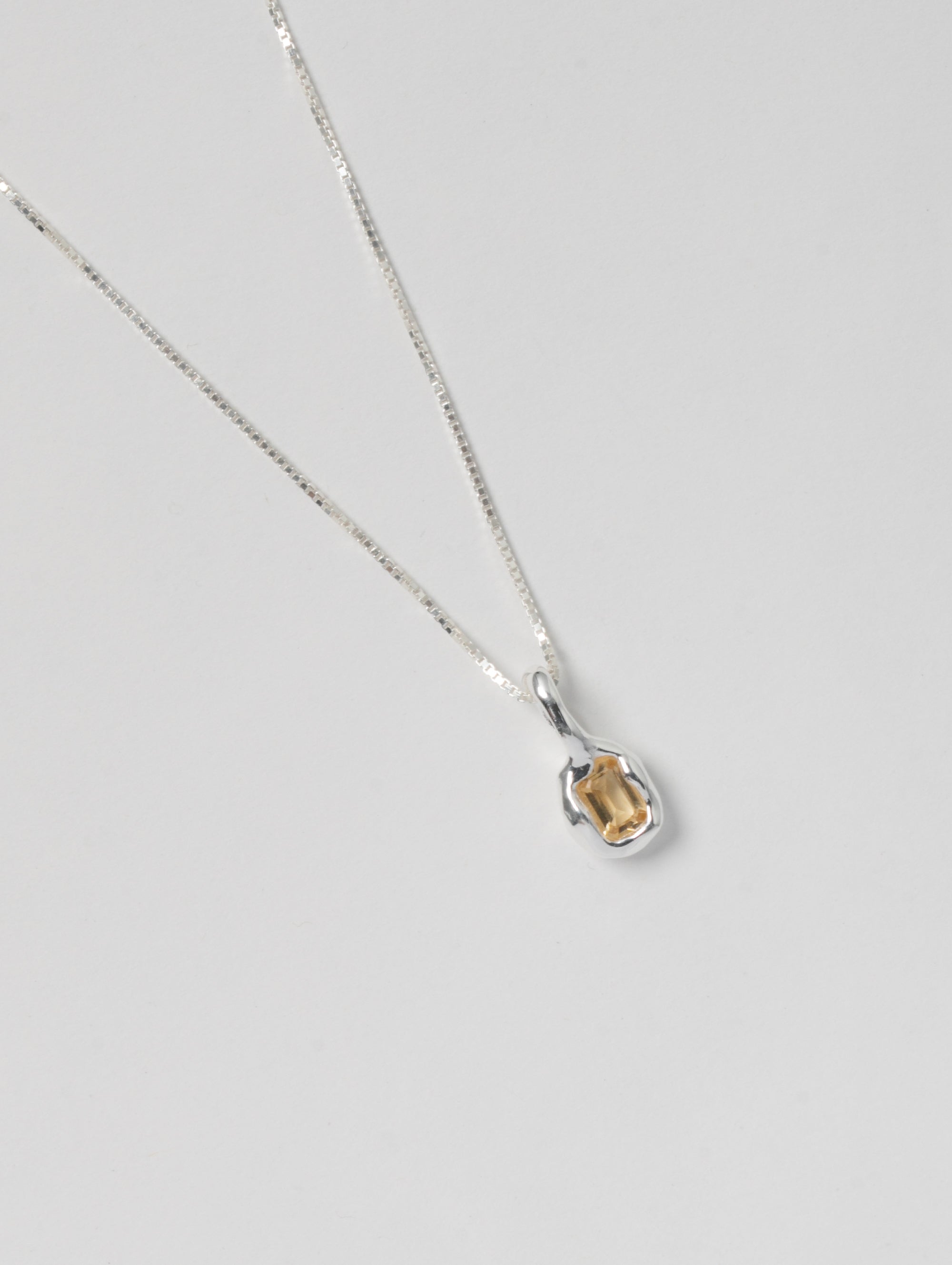-Necklaces-wolfcircus.com