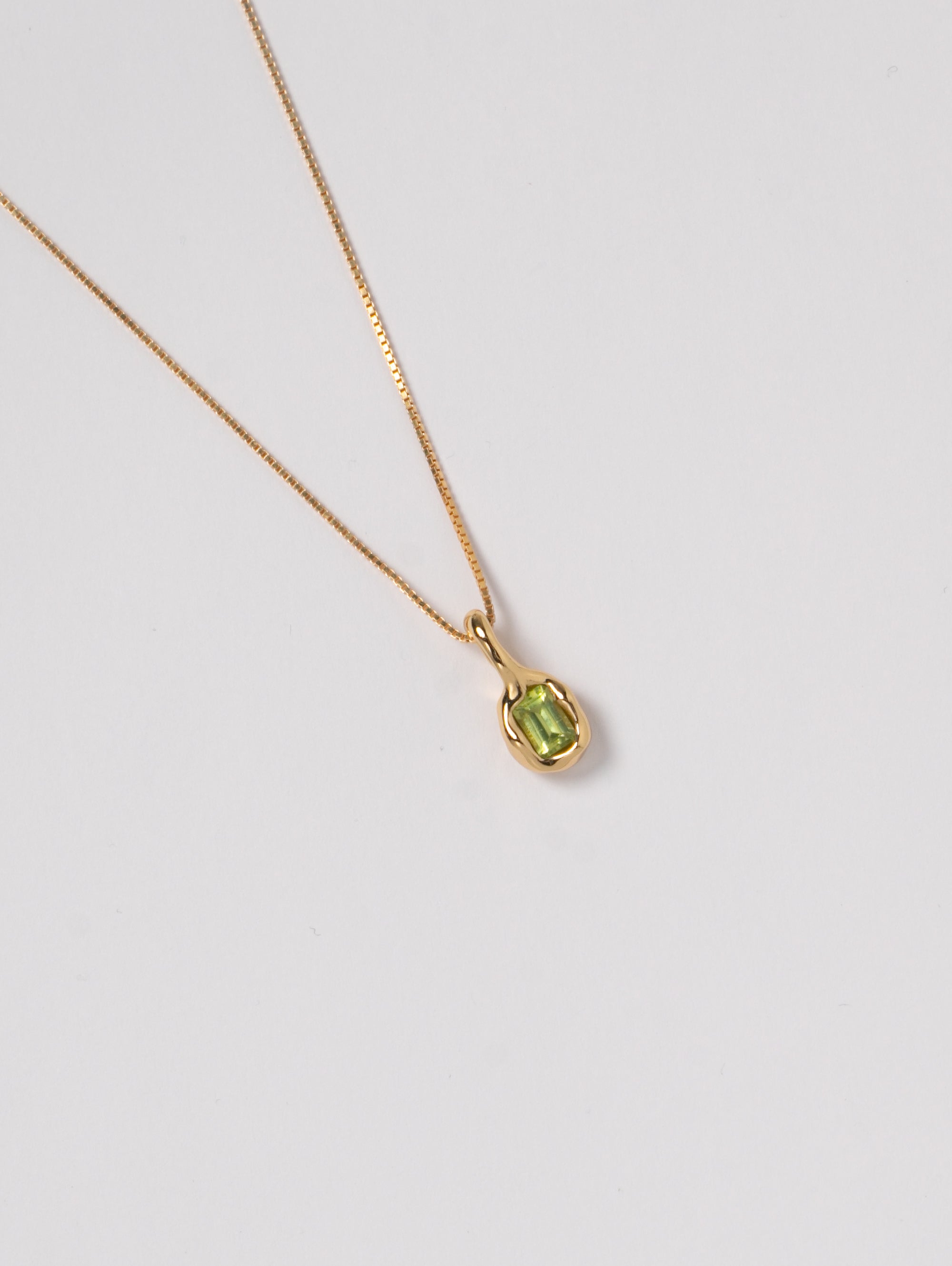 -Necklaces-wolfcircus.com