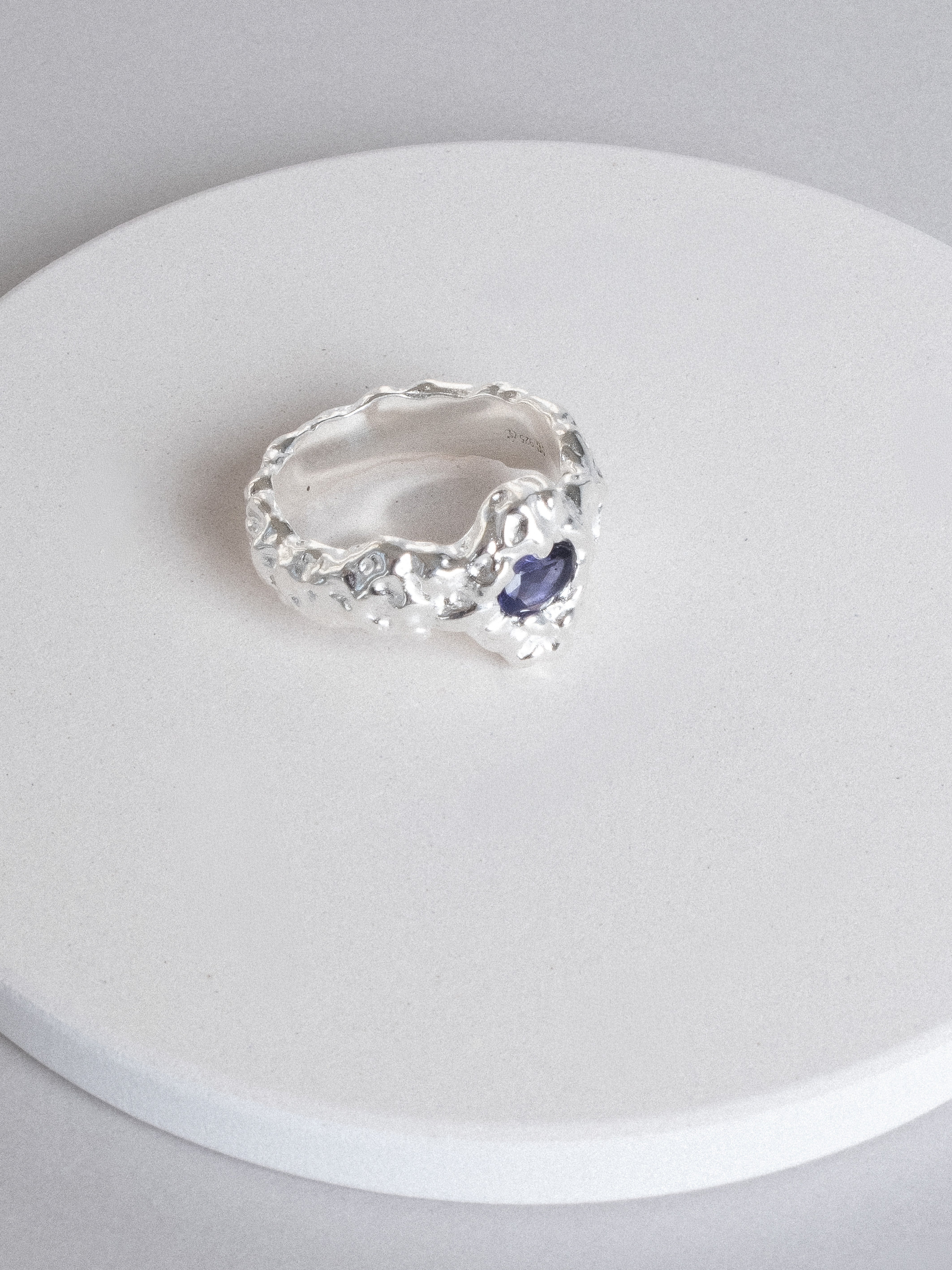 -Rings-wolfcircus.com