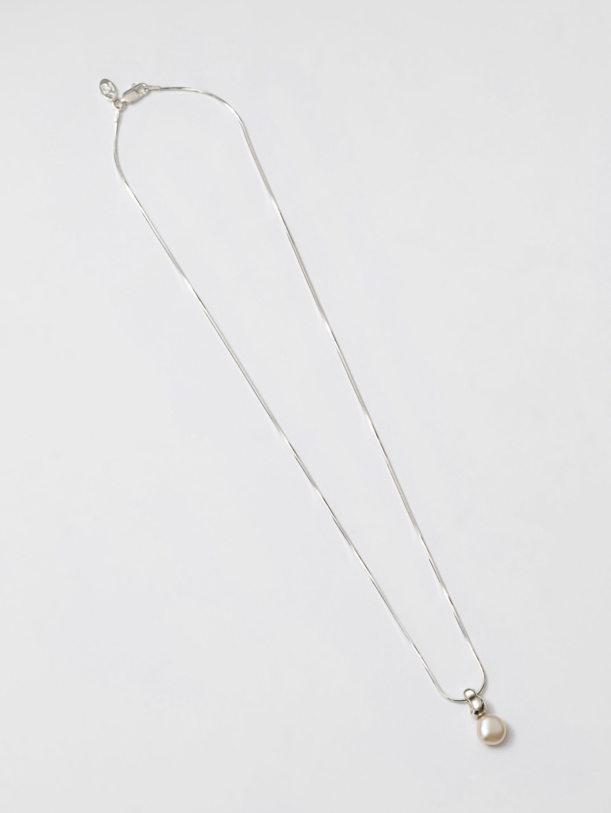 【Wolf Circus 】日本未入荷 Emmy Necklace 上品なネックレス Wolf Circus 】日本未入荷 Emmy Necklace 上品なネックレス