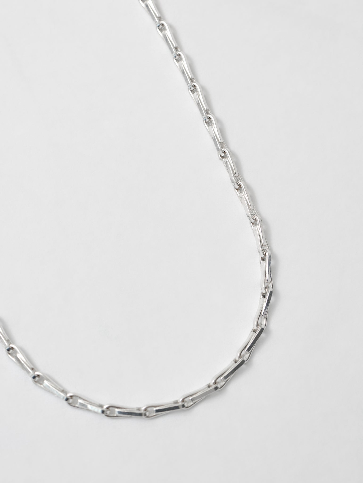 Runa  dainty silver chain with circle pendant – Rebecca Wolf Design